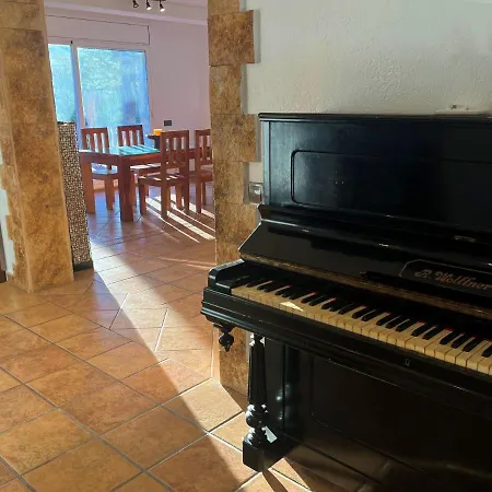 度假居 Encantadora Casa Rustica Con Piscina Privada 帕拉福尔斯